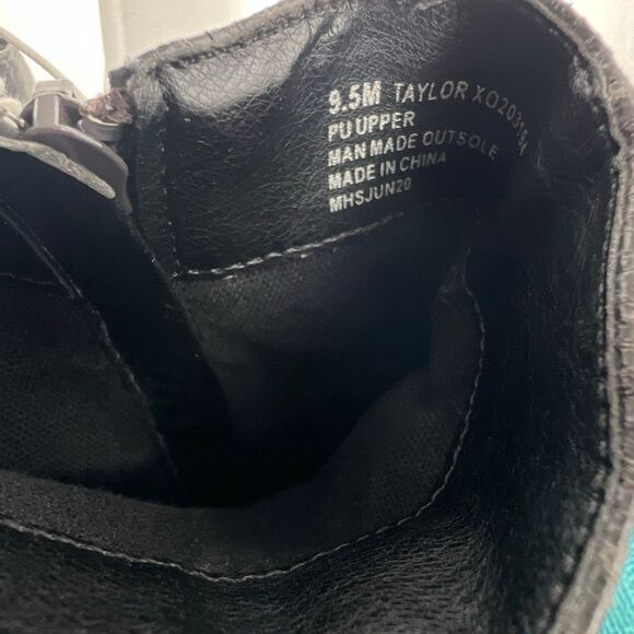 Xoxo Women's Taylor Pump SnakeSkin Pointed Toe Ankle Boots Black Size 9.5 NWOT - Picture 6 of 8